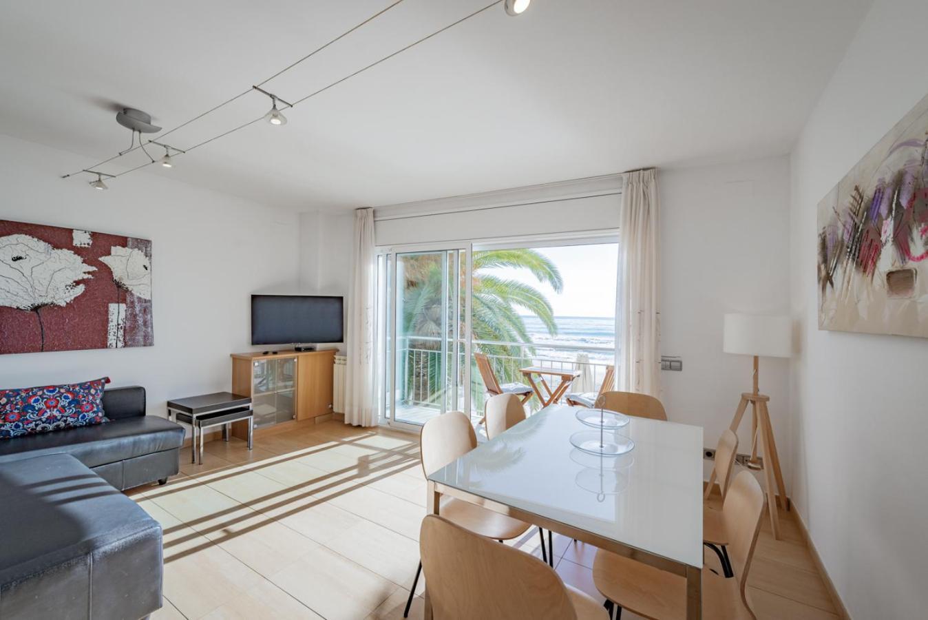 Insitges Sant Sebastia'S Beach Sitges Exterior foto
