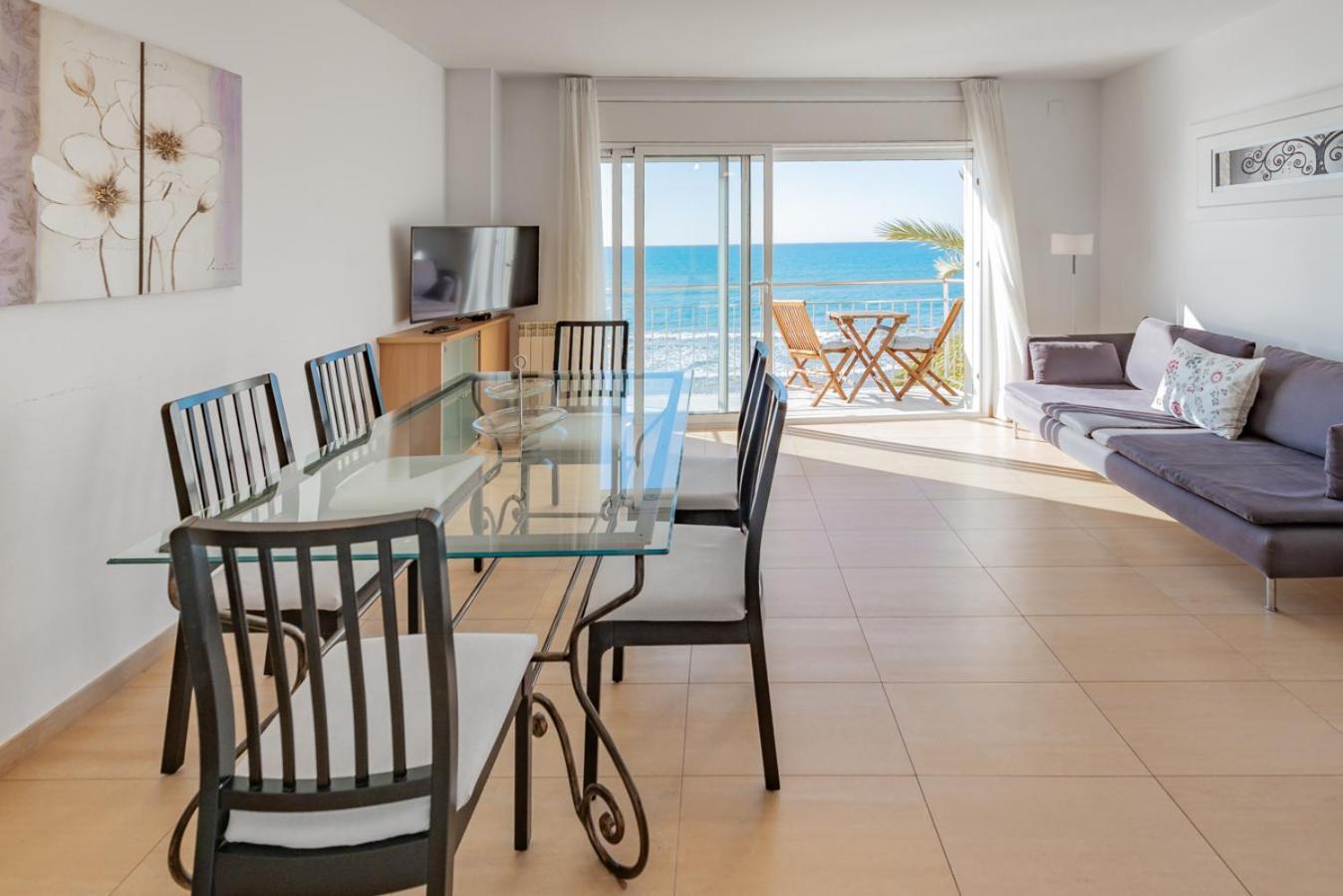 Insitges Sant Sebastia'S Beach Sitges Exterior foto